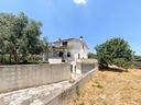 villa-indipendente-con-ampio-giardino-a-ponton-del