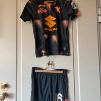 Maglietta e pantaloncini Torino Terza 2023/2024