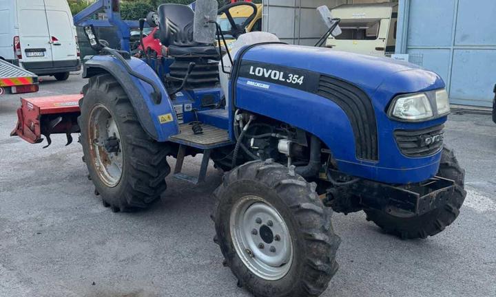0396 TRATTORE AGRICOLO LOVOL + TRINCIA MARCHEGIANI