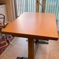 Tavolo allungabile + 4 sedie e/o panca