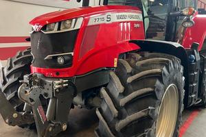 MASSEY FERGUSON 7715S DYNA6