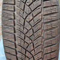 Goodyear Ultragrip Performance 215 55 17 98 V