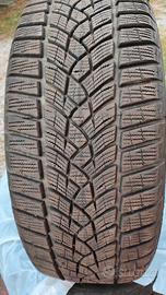 Goodyear Ultragrip Performance 215 55 17 98 V