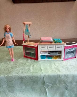Cucina di barbie