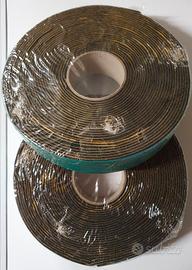 nastro gomma espansa autoadesivo retinato