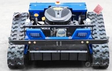 Robot Tagliaerba cingolato telecomandato