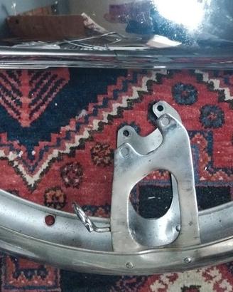 PARAFANGO ANTORIORE HONDA FOUR 500 K2