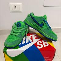 Nike SB Dunk Grateful Dead