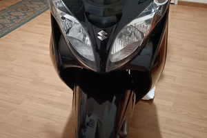 Scooterone Suzuki Burgman 400