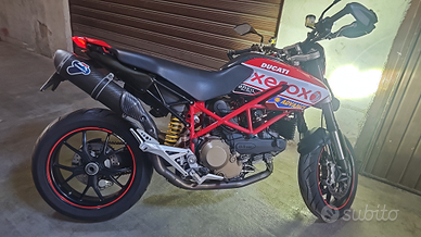 Ducati hypermotard 1100 s