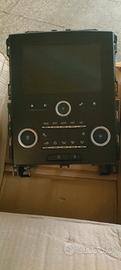 monitor Renault Megane 4 