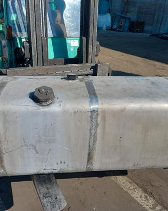 serbatoi iveco in  alluminio x100 cm 130 cm 180cm 