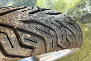 Piaggio Beverly 250 ie prezzo 1000 €  trattabile