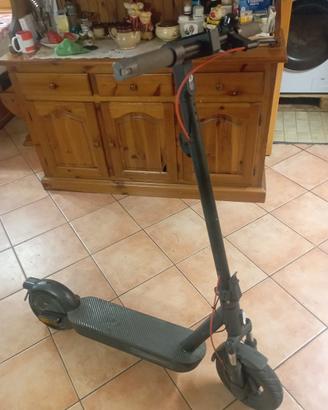 monopattino Xiaomi 5