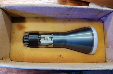 tubo crt DG7-31 oscilloscopio diy clock