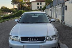 AUDI A4 1.9 TDI  Sedan 8D2 B5