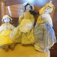 Bambole interamente create a mano