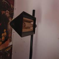 lampada a piantana luce alogena 