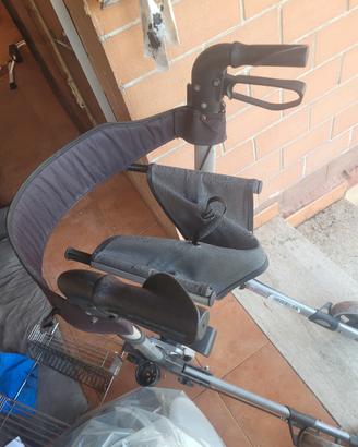 deambulatore per disabili