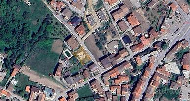 Terreno edificabile in zona residenziale