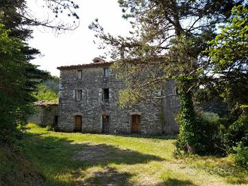 Appartamento di 106 m² con 4 locali e posto auto a