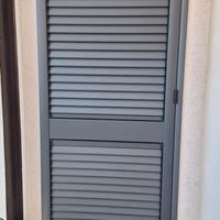 Persiane in alluminio grigio Raffaello 