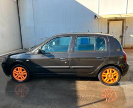 RENAULT Clio 2ª serie - 2003
