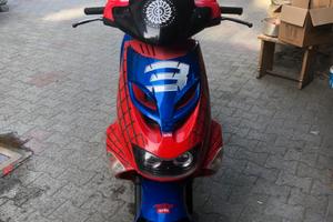 Scooter Aprilia sr50 spiderman