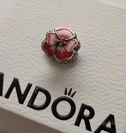 PANDORA Charm 790777C01 Viola del pensiero Rosa