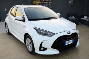 Toyota Yaris 1.5 Hybrid 5 porte Lounge 12 mesi!