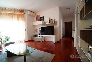 Mobili soggiorno e ingresso in legno massello