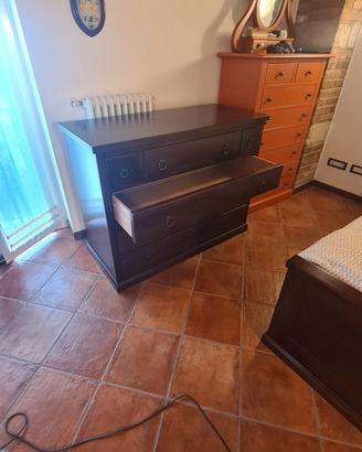 cassettiera e struttura letto