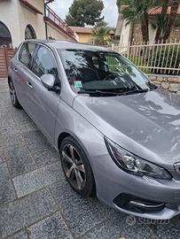 PEUGEOT 308 BlueHDi 130 S&S EAT8 Allure