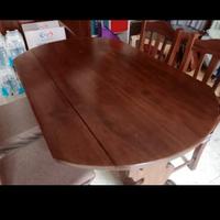 Tavolo + 4 sedie in legno massello