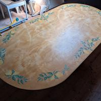 Tavolo in legno con decoupage 
