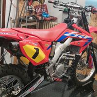 Honda CRE 250 R 2009 targata enduro restaurata