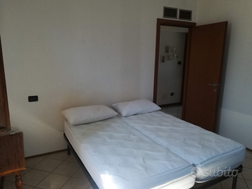 Camera matrimoniale spese comprese