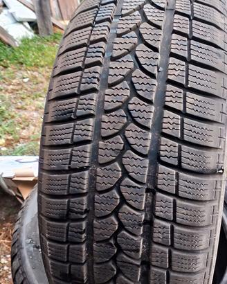 4 GOMME-WINTER. 4 STAGIONI.SEMI-NUOVE