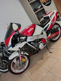 Yamaha 600 FZR Genesis 