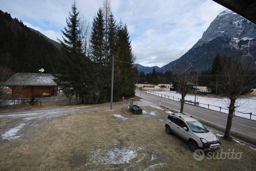 Rustico / Casale di 68 m² con 4 locali a Auronzo d - Altro