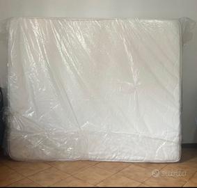 Materasso matrimoniale in memory foam 160x190x20cm