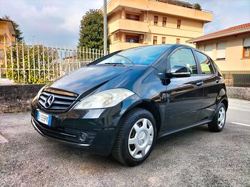 MERCEDES CLASSE A