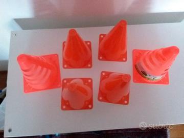 6 coni spartitraffico giocattolo alti 20 cm