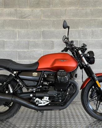 Moto Guzzi V7 IV centenario Prova Riscatta o Rendi