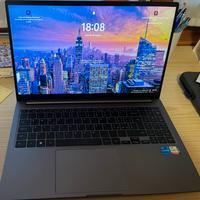 Samsung Galaxy Book4 con scatola originaria 