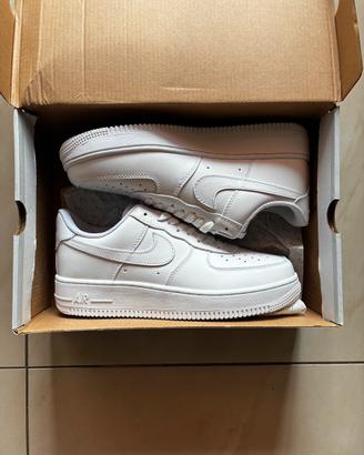 Nike Air Force 1 bianche 41 nuove