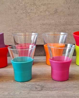 Bicchieri tazze per il café cappuccino colorate