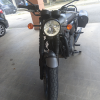 Triumph Bonneville T120 Black