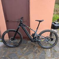 e-bike Mondraker Crafty R 2025