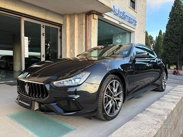 MASERATI Ghibli 3.0 V6 430 CV AWD Modena S Q4